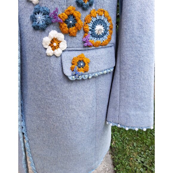 Upcycle Light Blue Coat with Crochet Flowers and Pearl Beads Size 16 - Picture 7 of 11
